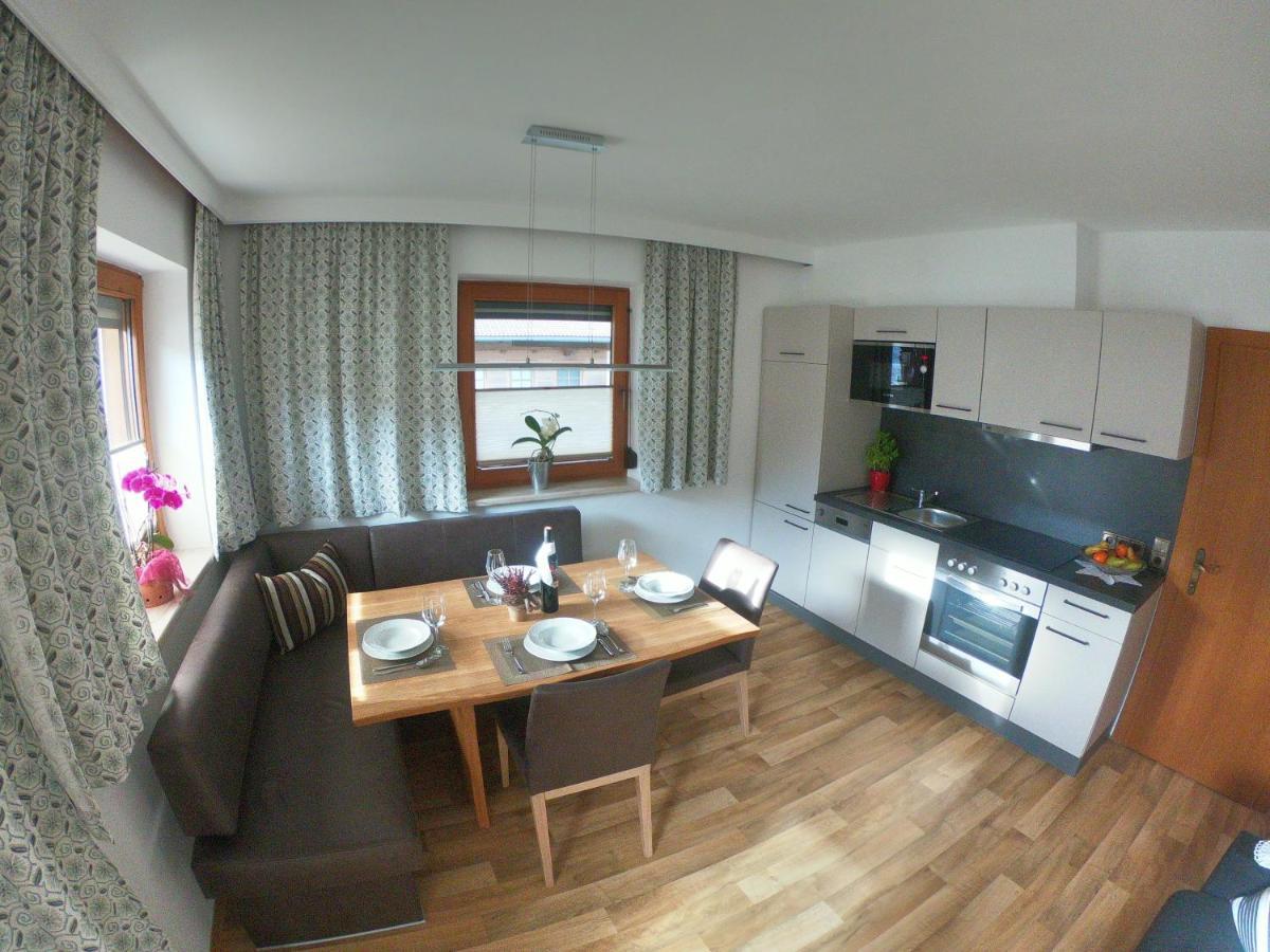 Apartment Eberharter Zell am Ziller Exteriör bild